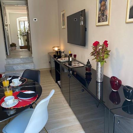 Calefati Gallery Luxury Apartment Bari Esterno foto