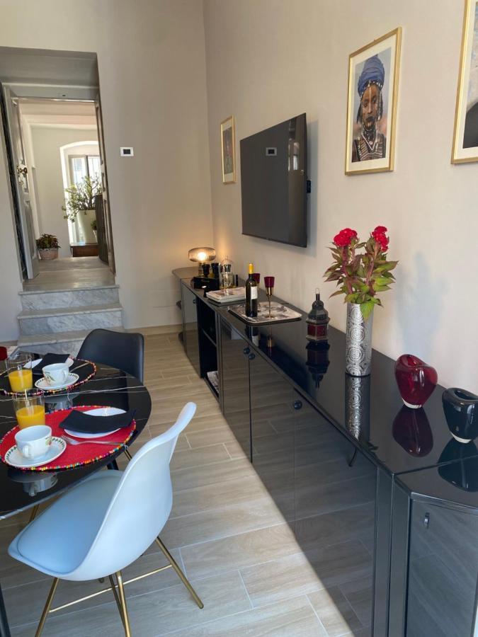 Calefati Gallery Luxury Apartment Bari Esterno foto